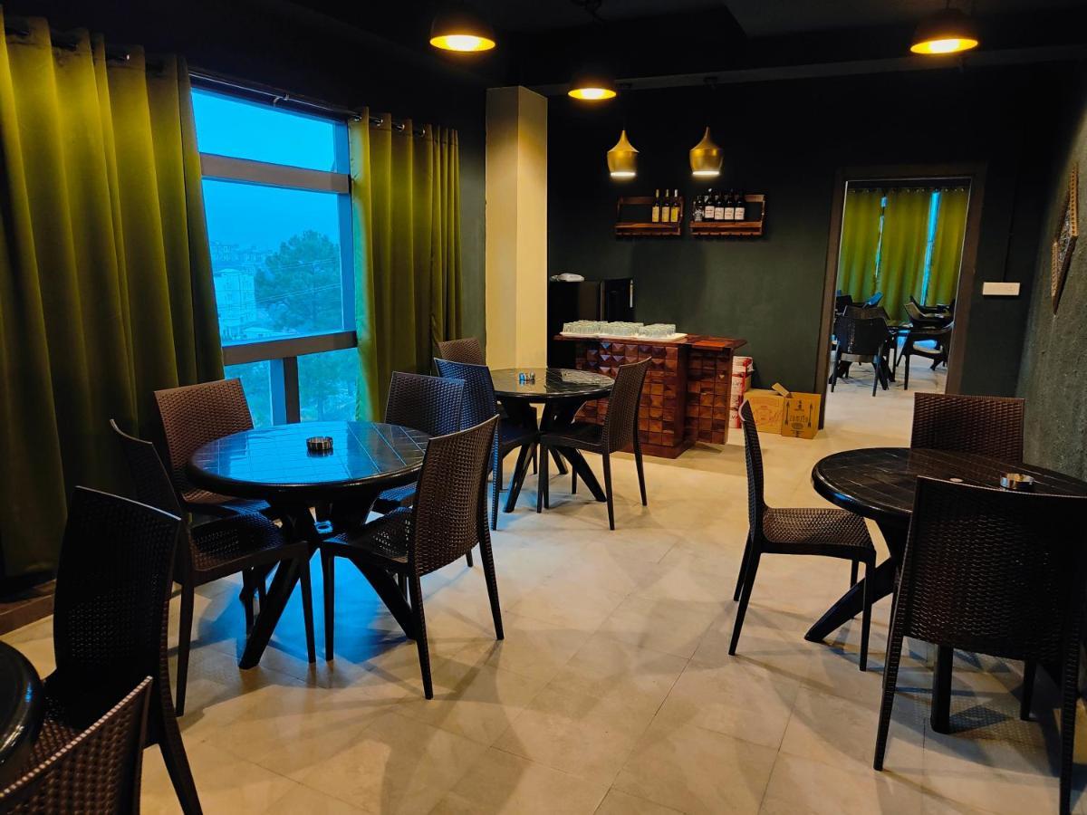 Hotel Acropolis Шиллонг Экстерьер фото